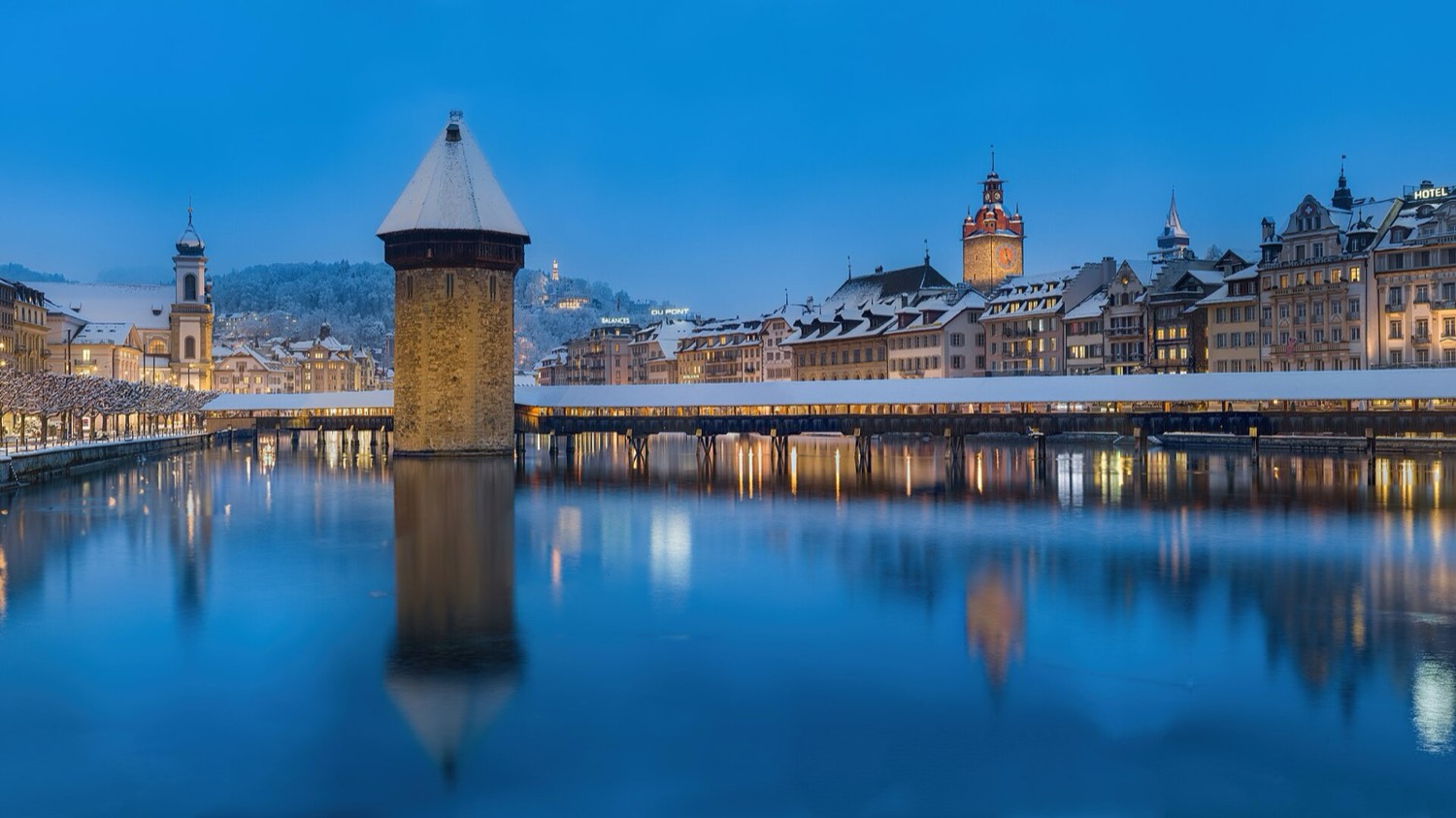 Furnished apartment in Lucerne with balcony and bright living area